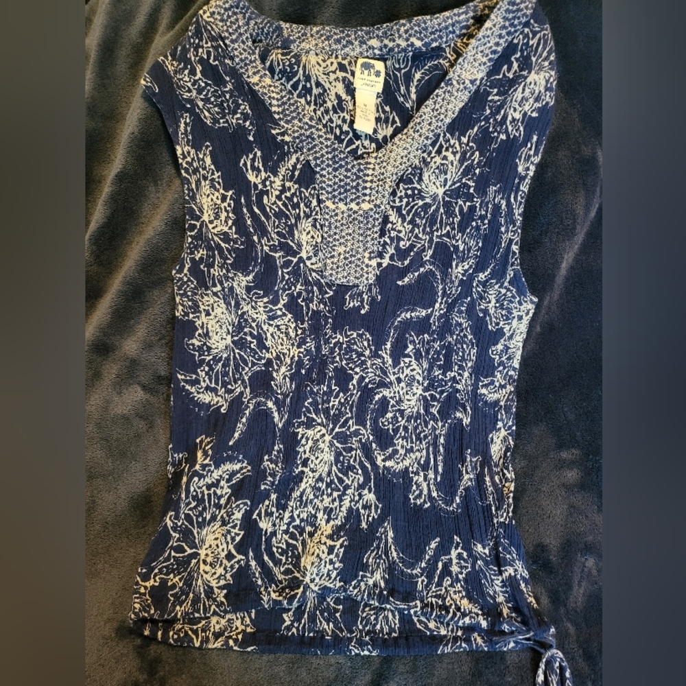 Linen wide shoulder tank, w/ adjustable cinch waist.